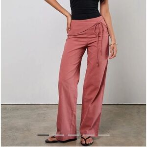 Motel Cursa Trouser With Belt In Linen Tuscan Red